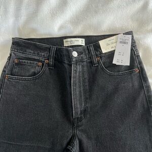 ✨ NWT Abercrombie Skinny Jeans